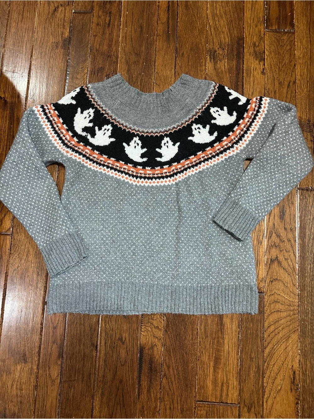 👻 🎃 Maurices Halloween Gray Ghost Sweater Women’sSize Medium
